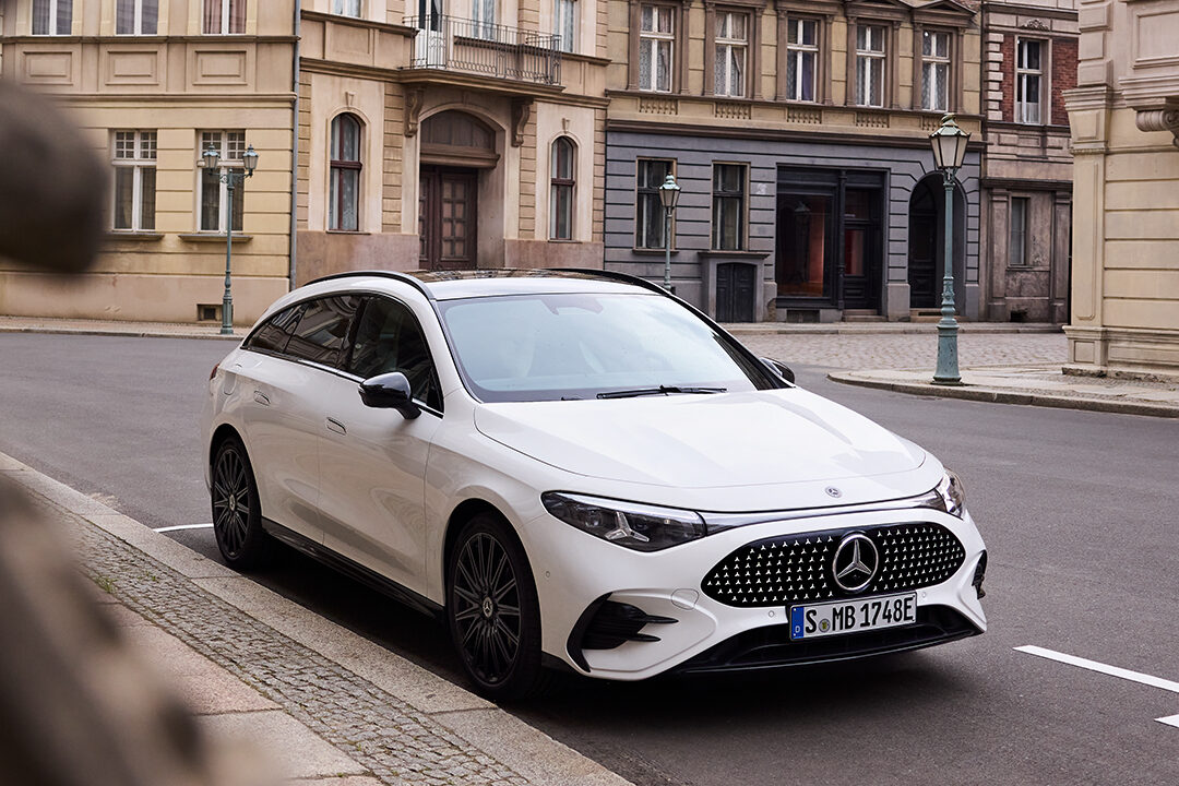 nya CLA shooting brake med EQ teknologi