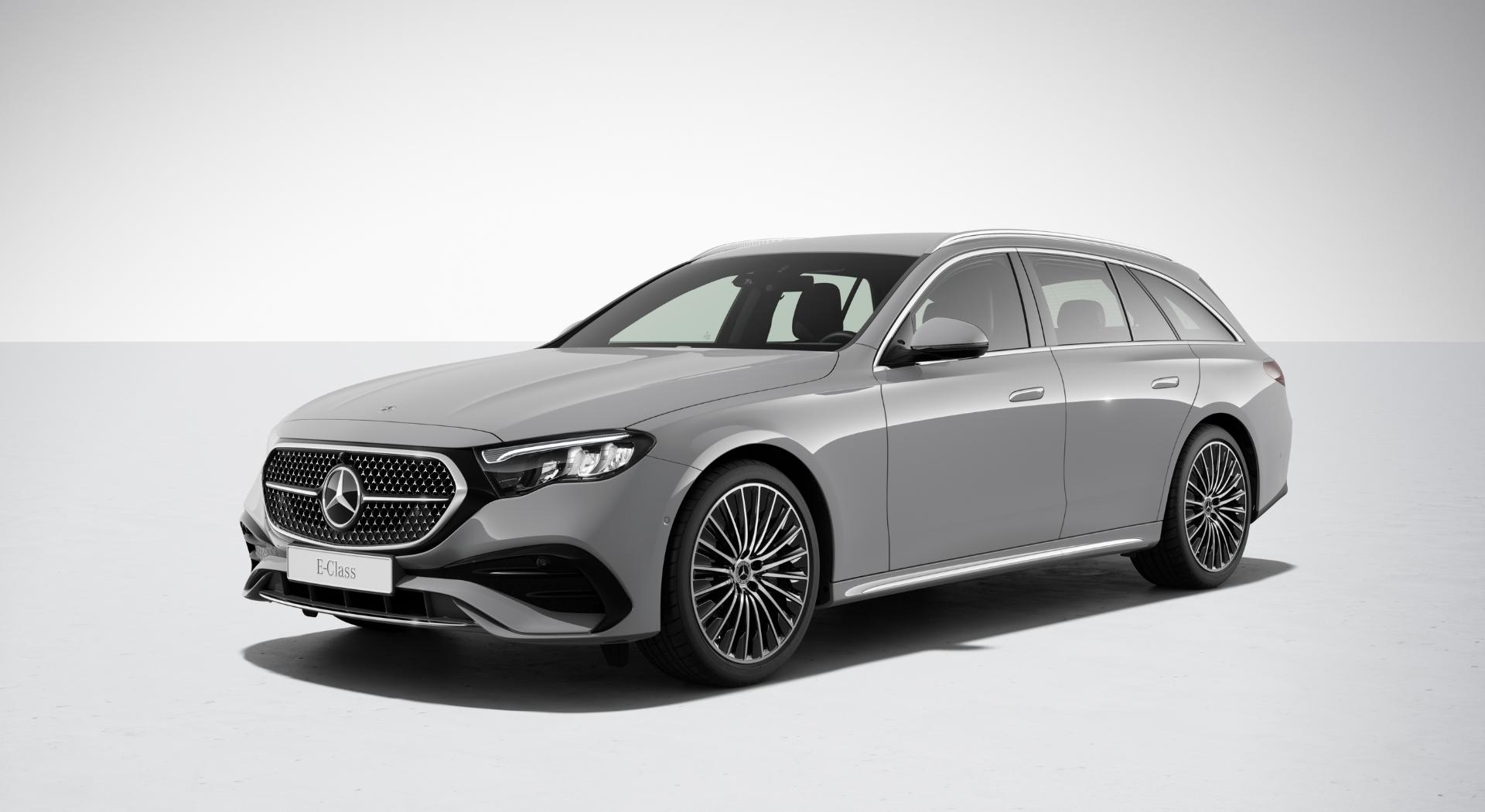 Mercedes Benz E Klass Kombi Mot Grå Bakgrund