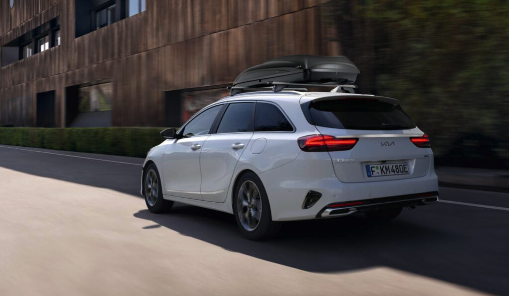 Ceed sw rear
